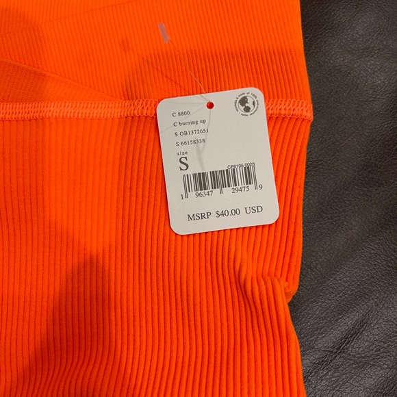 🆕 FREE PEOPLE MOVEMENT FREE THROW SHORT - Picture 4 of 5